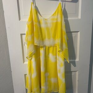 BCBGeneration Vibrant Yellow and White Dress